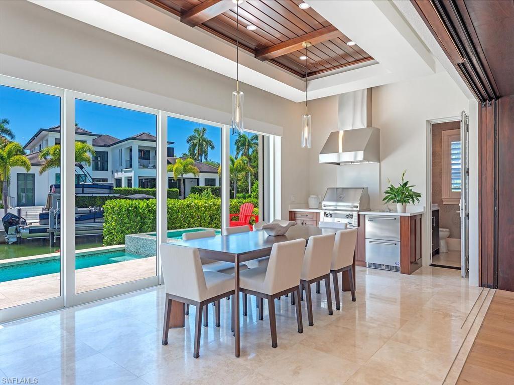 AQUALANE SHORES - Residential