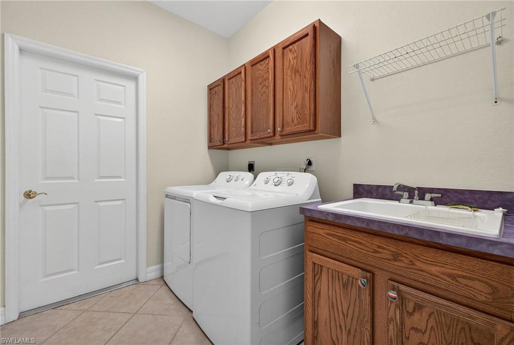 SIR MICHAELS PLACE - Residential Lease