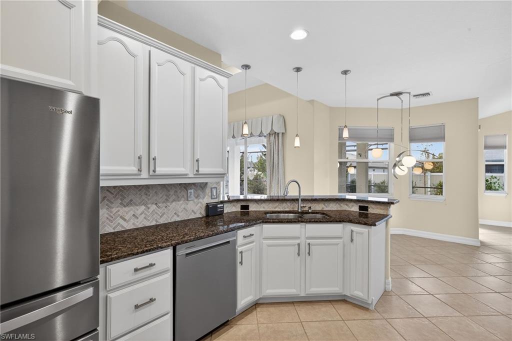 SIR MICHAELS PLACE - Residential Lease