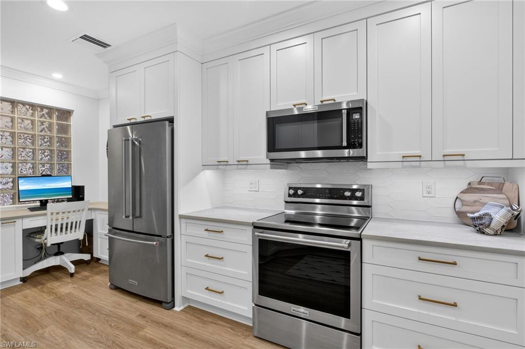 SOUTHMONT COVE - Residential