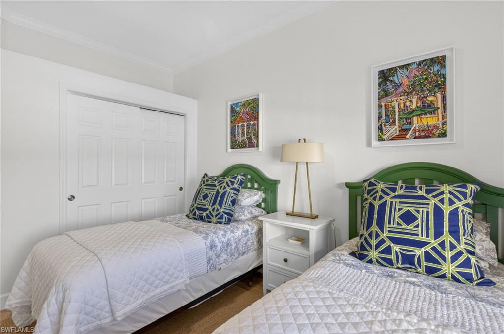 SOUTHMONT COVE - Residential