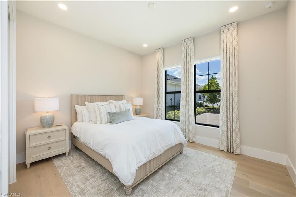 CAYMAS - Residential