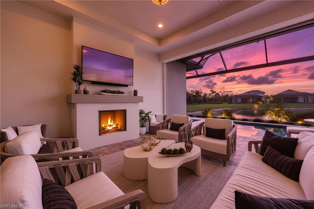 CAYMAS - Residential