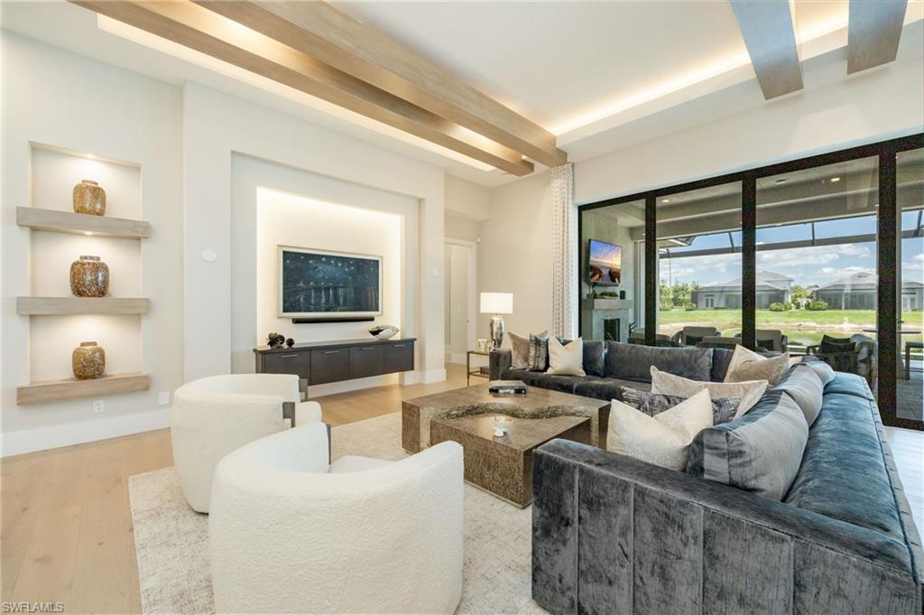 CAYMAS - Residential