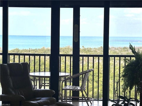 Photo of 17 Bluebill AVE #803, NAPLES, FL 34108 (MLS # 226015594)