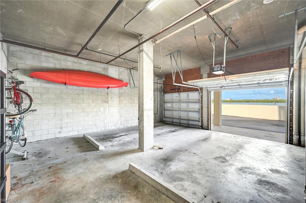 VANDERBILT SURF COLONY - Residential