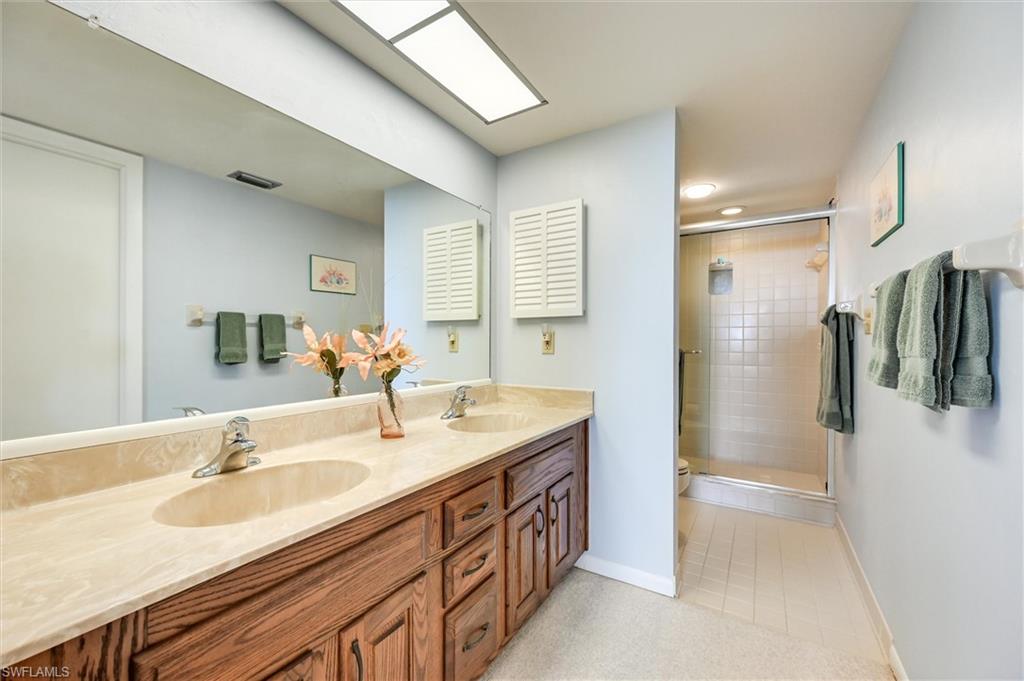 VANDERBILT SURF COLONY - Residential