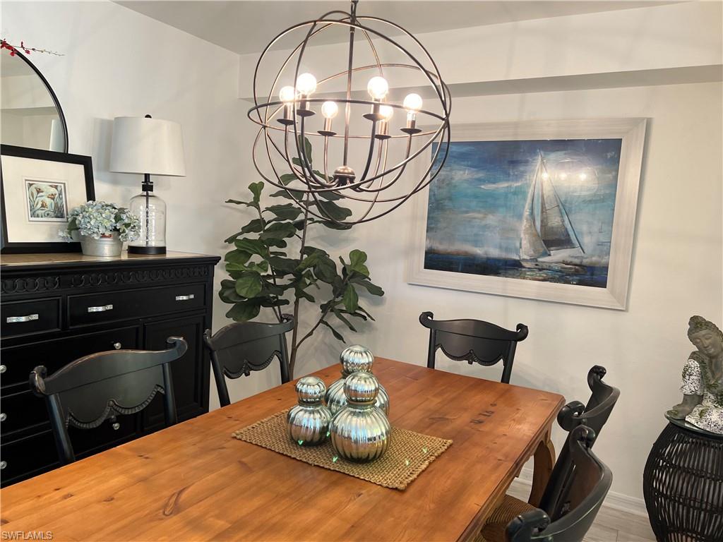 COUNTRY GLEN - Residential