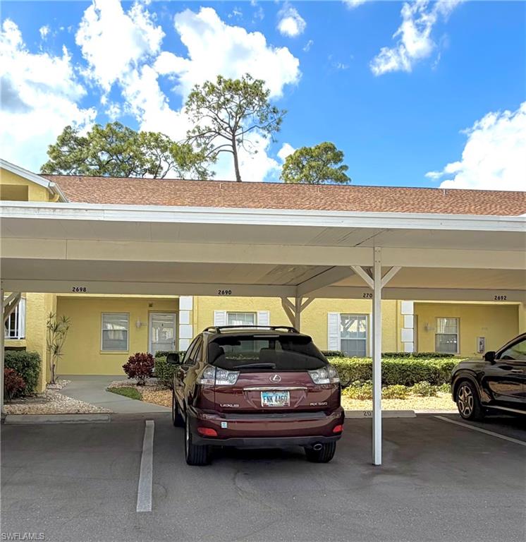 GREENWOOD VILLAGE AT KINGS LAKE - Residential