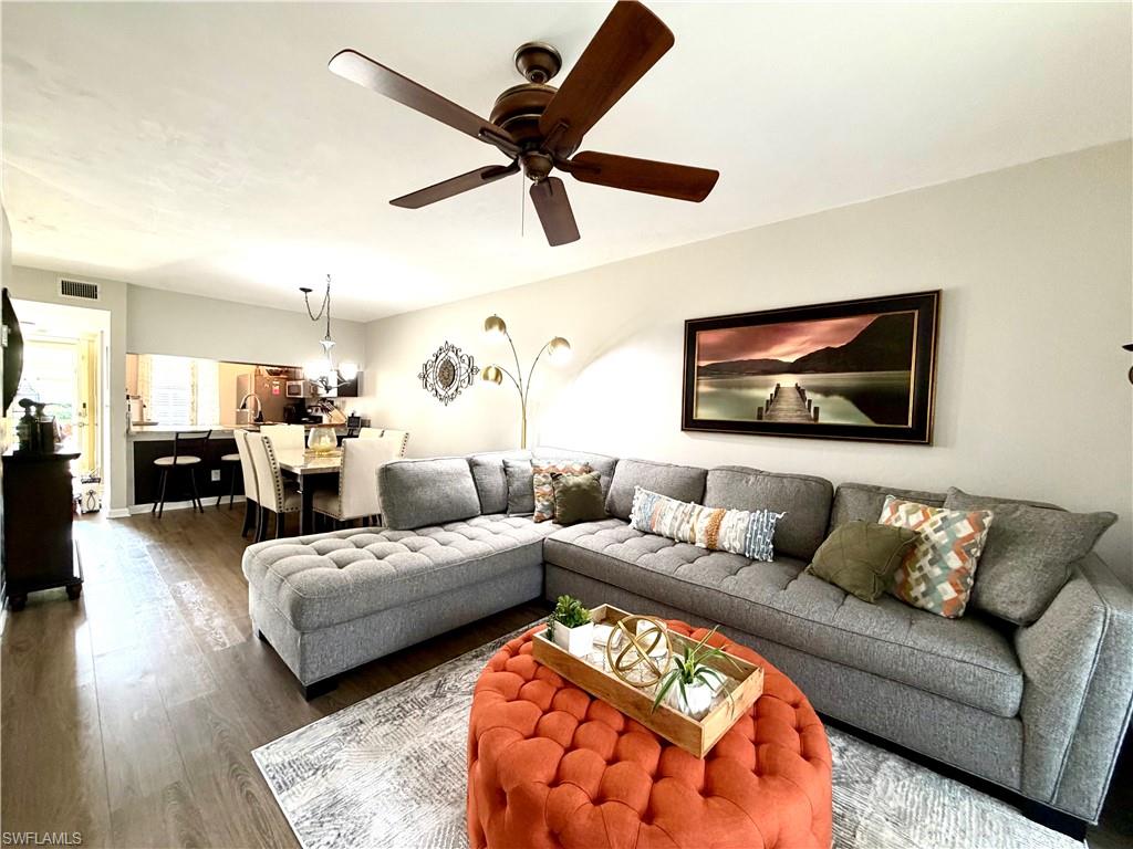 GREENWOOD VILLAGE AT KINGS LAKE - Residential