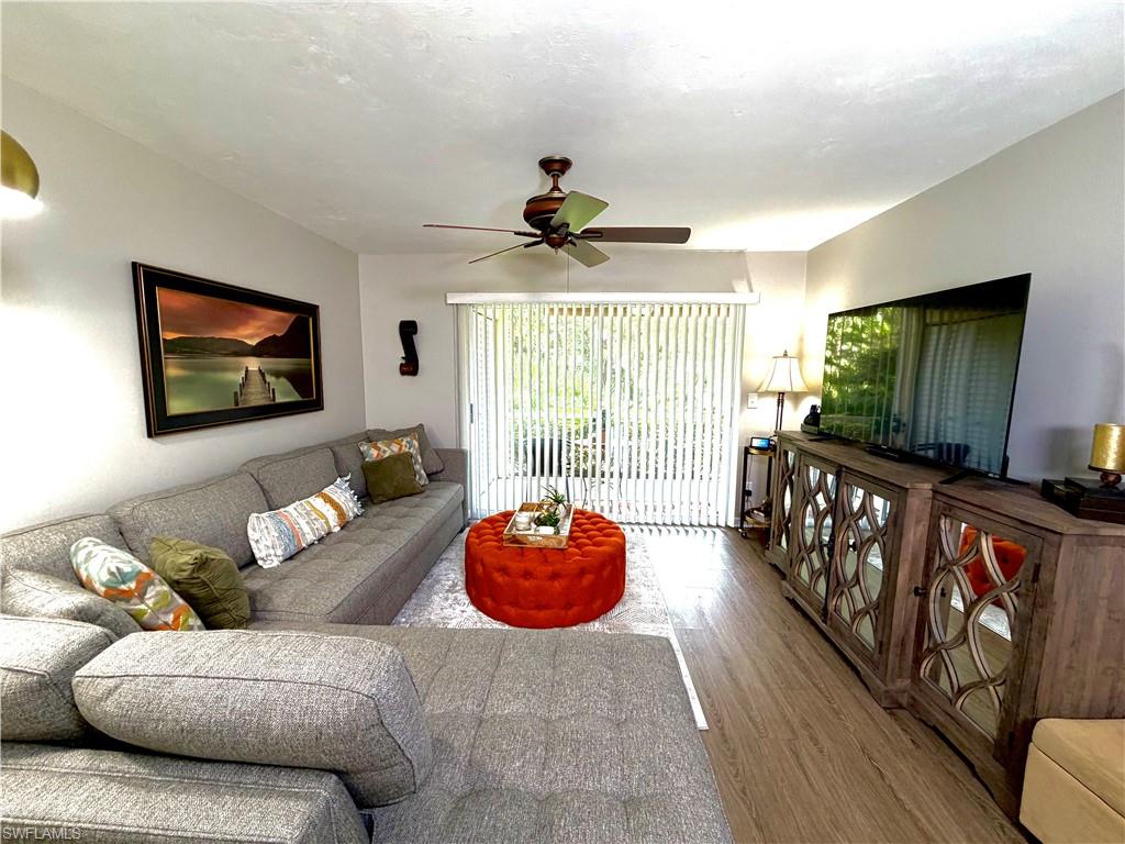 GREENWOOD VILLAGE AT KINGS LAKE - Residential