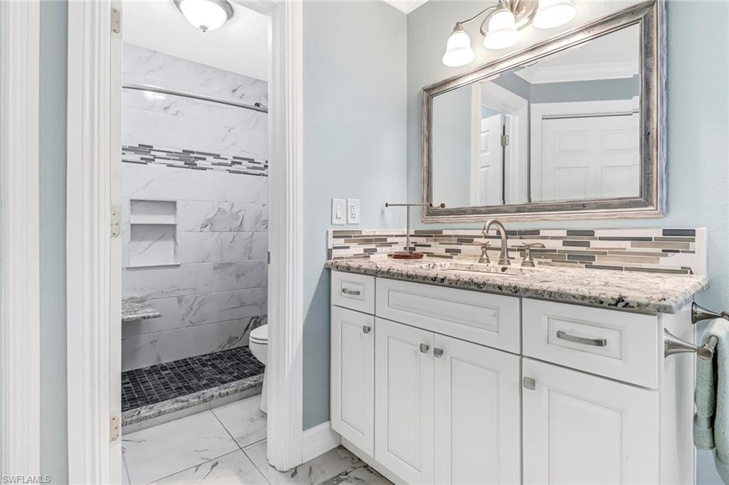 VENETIAN PALMS - Residential