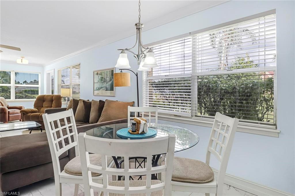 VENETIAN PALMS - Residential