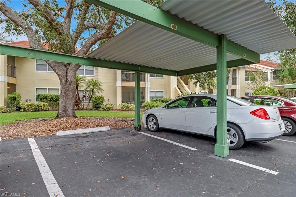 VENETIAN PALMS - Residential