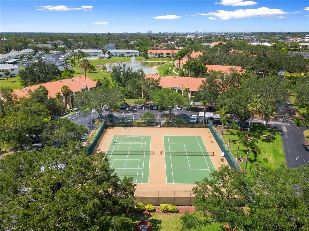 VENETIAN PALMS - Residential