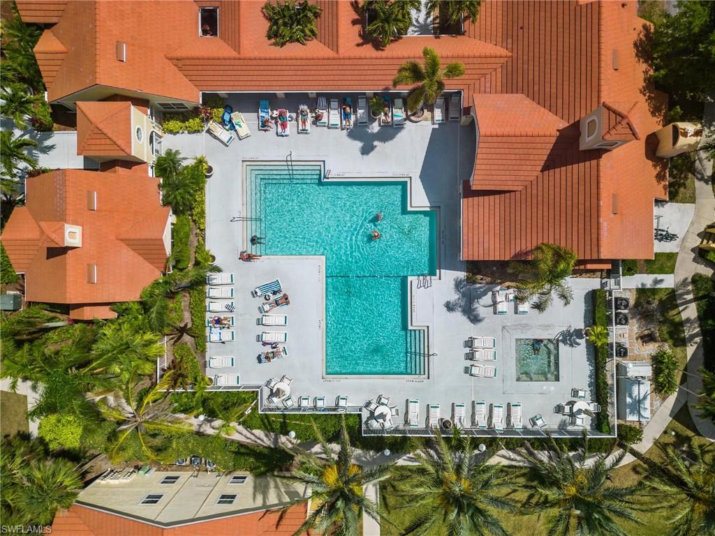 VENETIAN PALMS - Residential