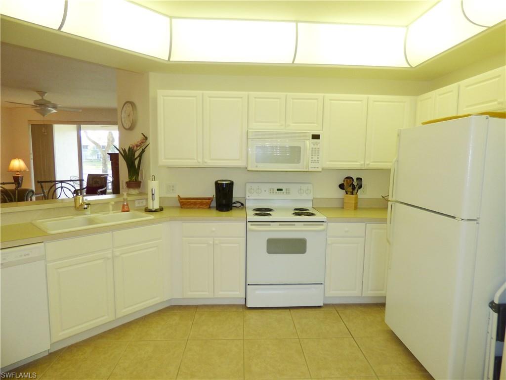 GARDEN LAKES - Residential