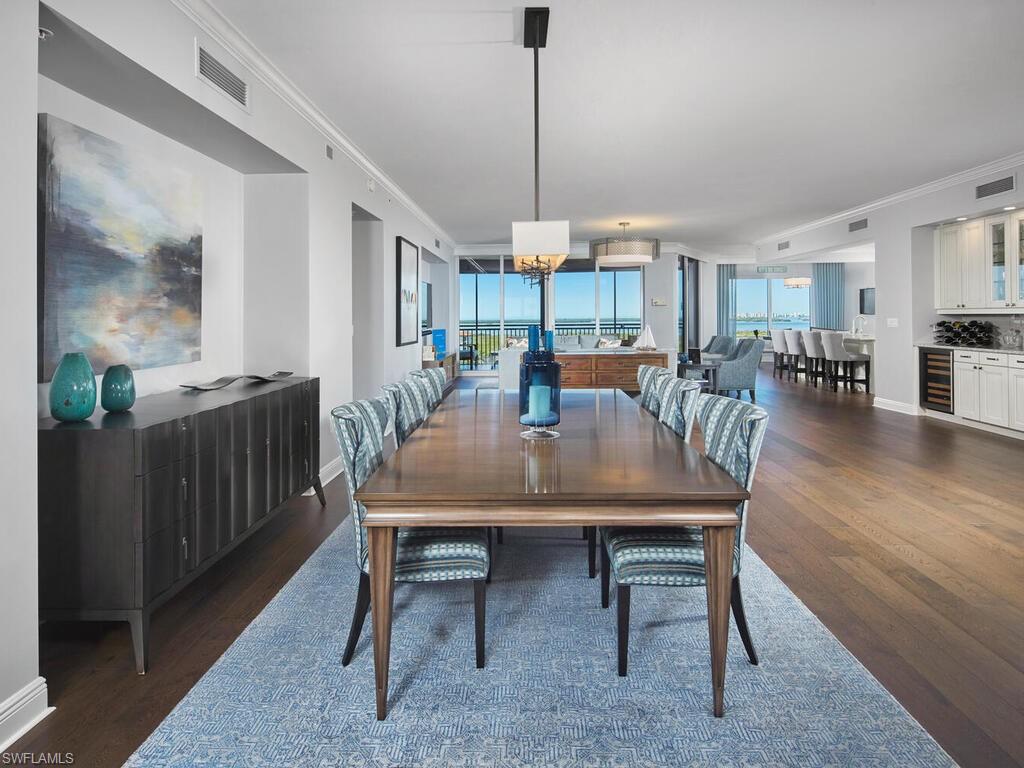 ALTAIRA - Residential