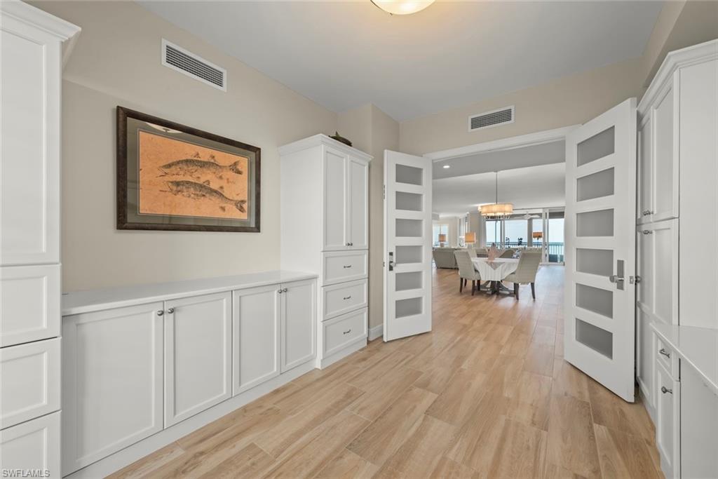 ALTAIRA - Residential