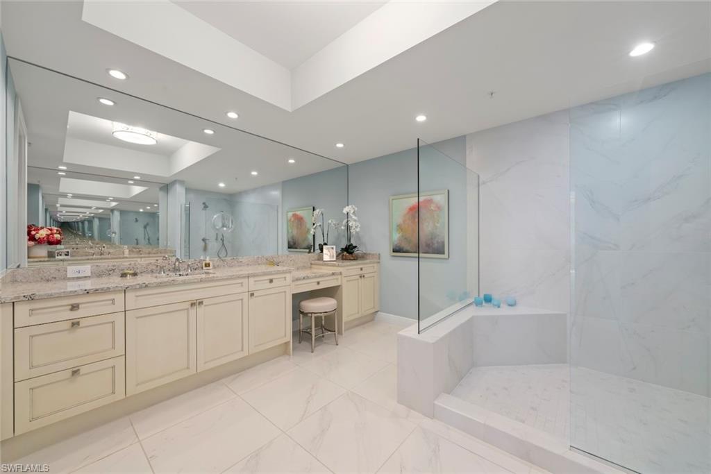 ALTAIRA - Residential