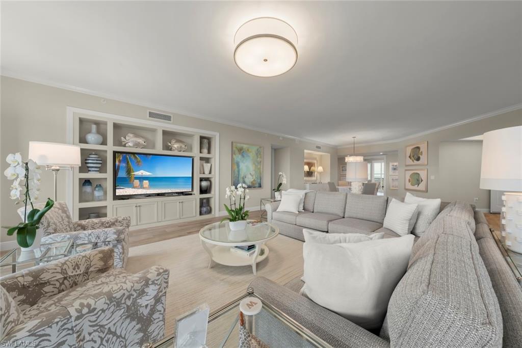 ALTAIRA - Residential