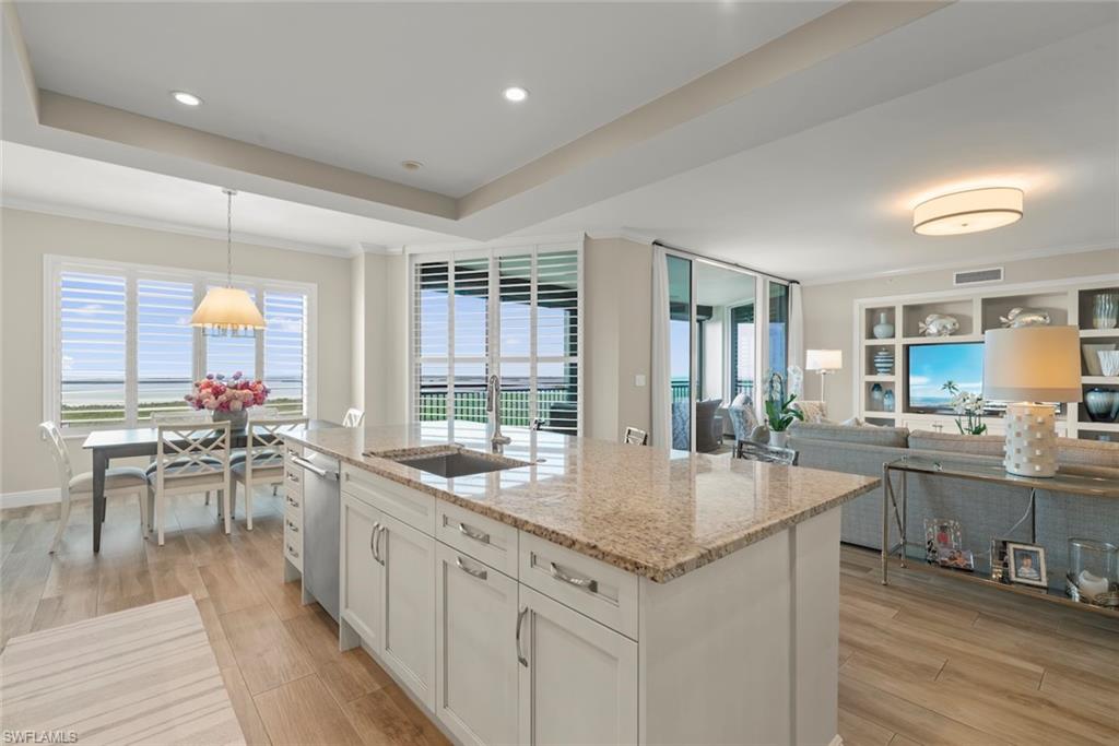 ALTAIRA - Residential