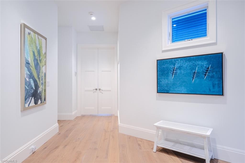 ROYAL HARBOR - Residential