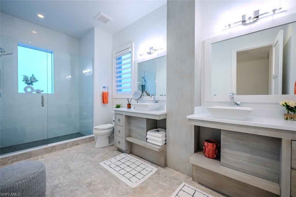 ROYAL HARBOR - Residential