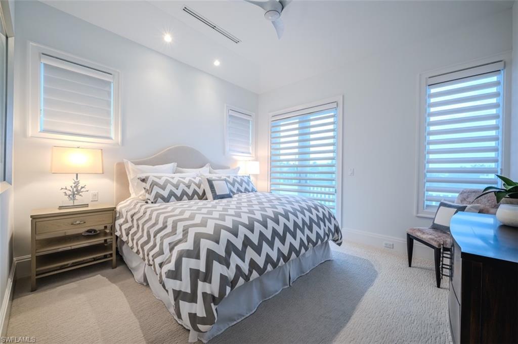 ROYAL HARBOR - Residential