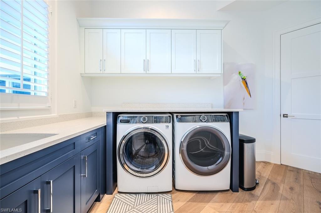 ROYAL HARBOR - Residential