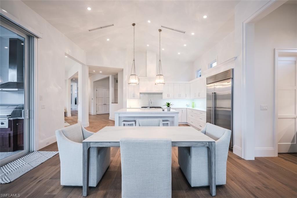 ROYAL HARBOR - Residential