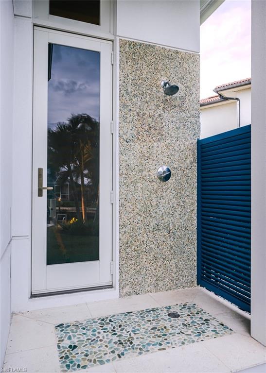 ROYAL HARBOR - Residential