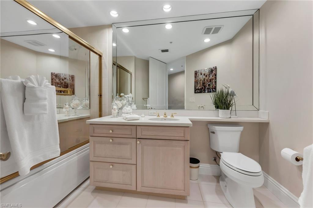 L'ERMITAGE AT GREY OAKS - Residential