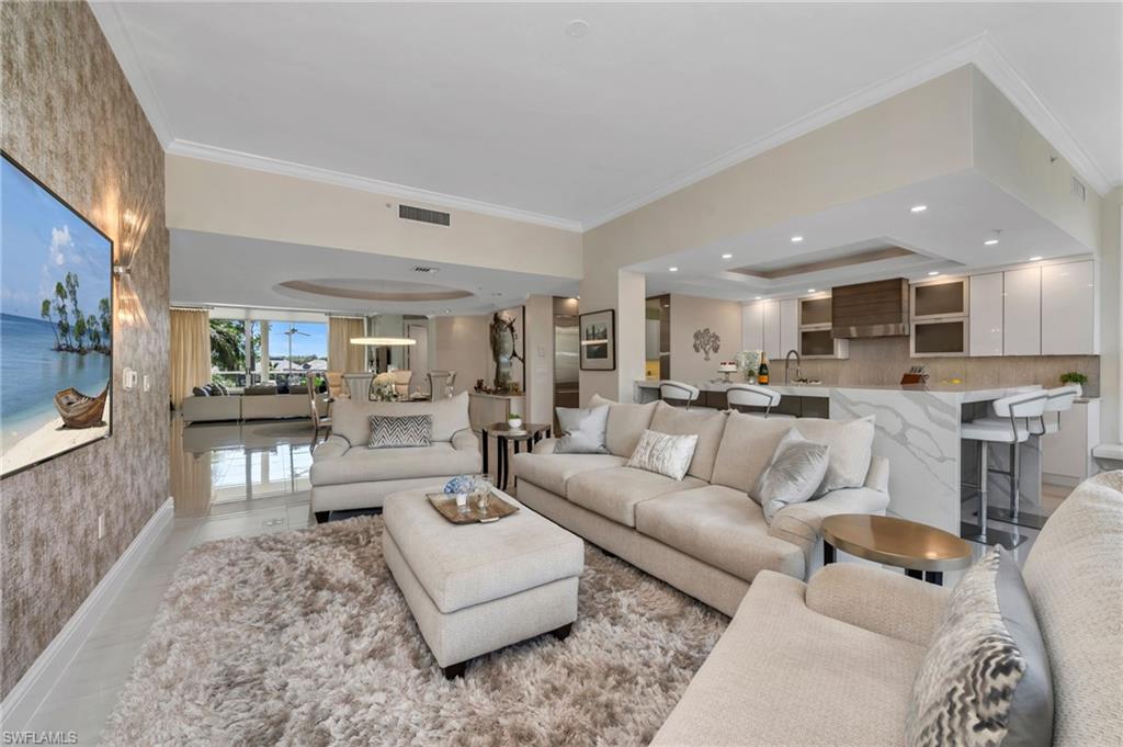 L'ERMITAGE AT GREY OAKS - Residential