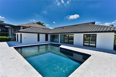 291 Heron AVE NAPLES FL 34108