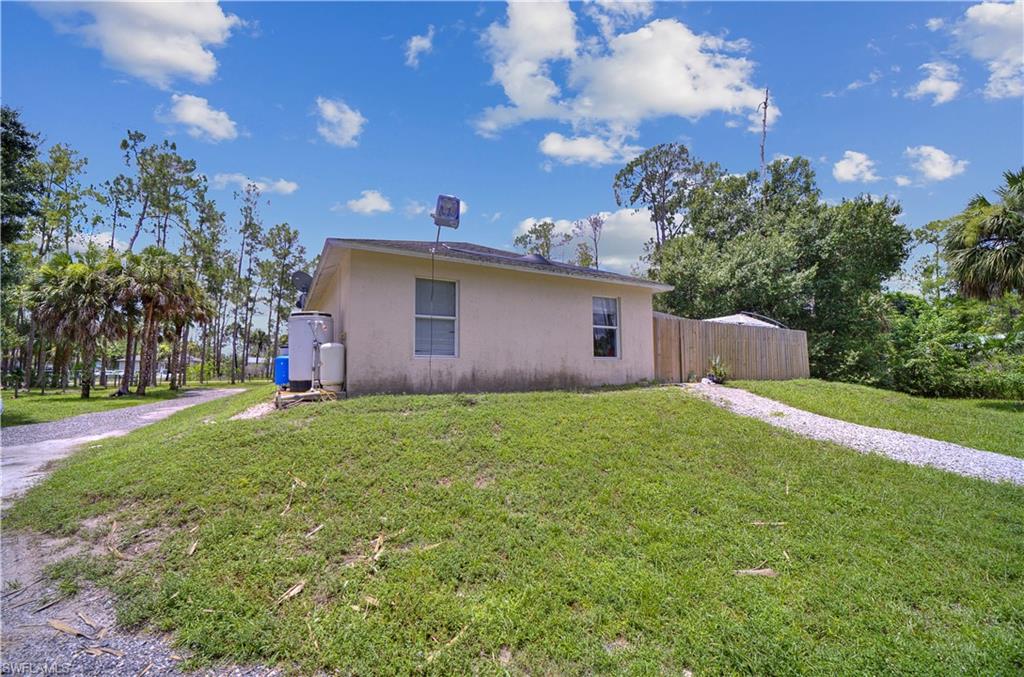 GOLDEN GATE ESTATES - Residential Lease