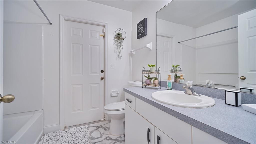 GOLDEN GATE ESTATES - Residential Lease