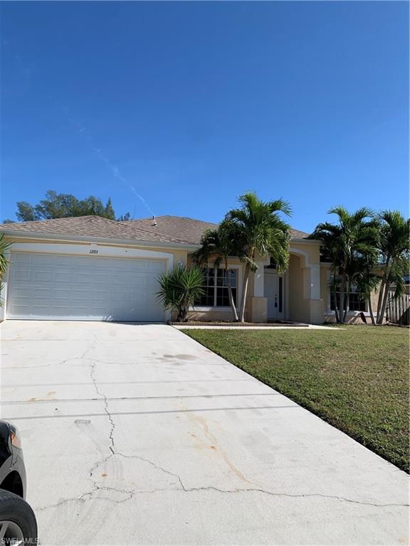 CAPE CORAL - Residential