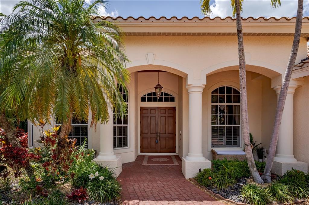 MOORINGS - Residential