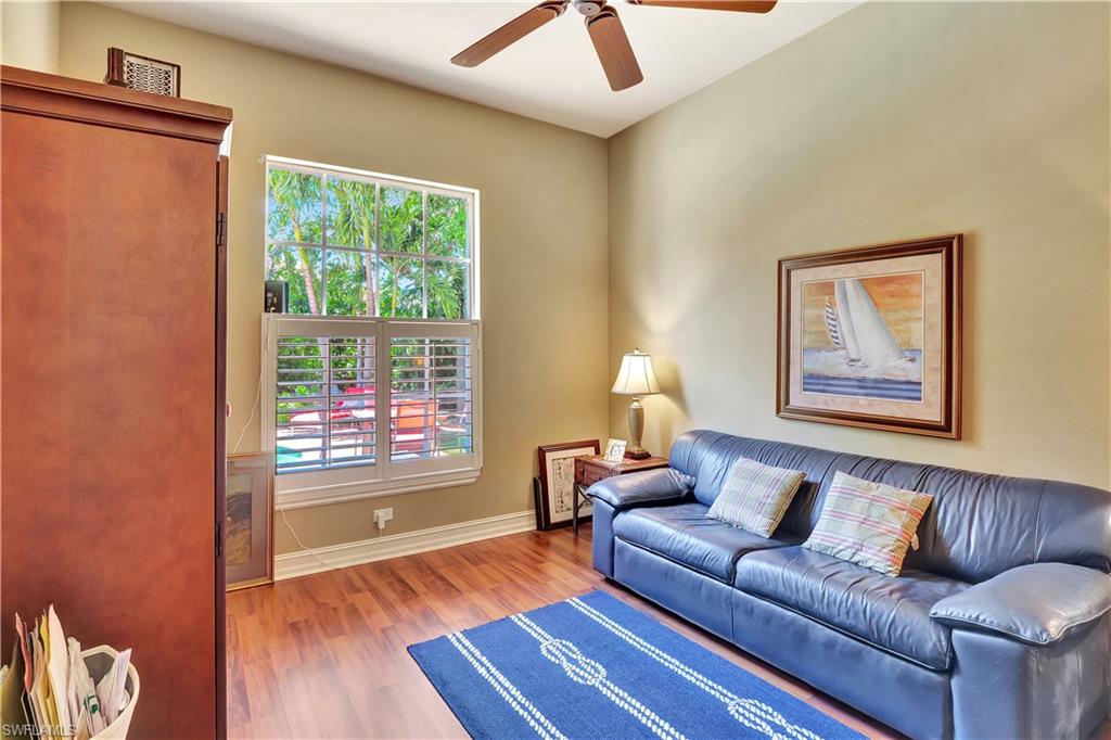 MOORINGS - Residential