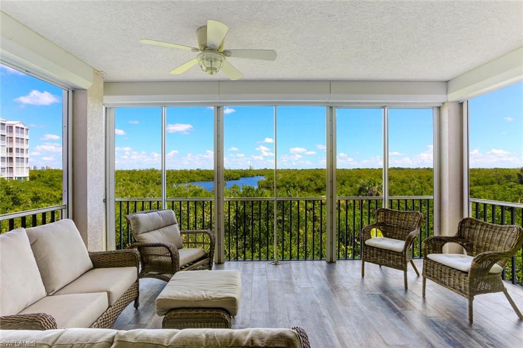 BAREFOOT BEACH CLUB - Residential