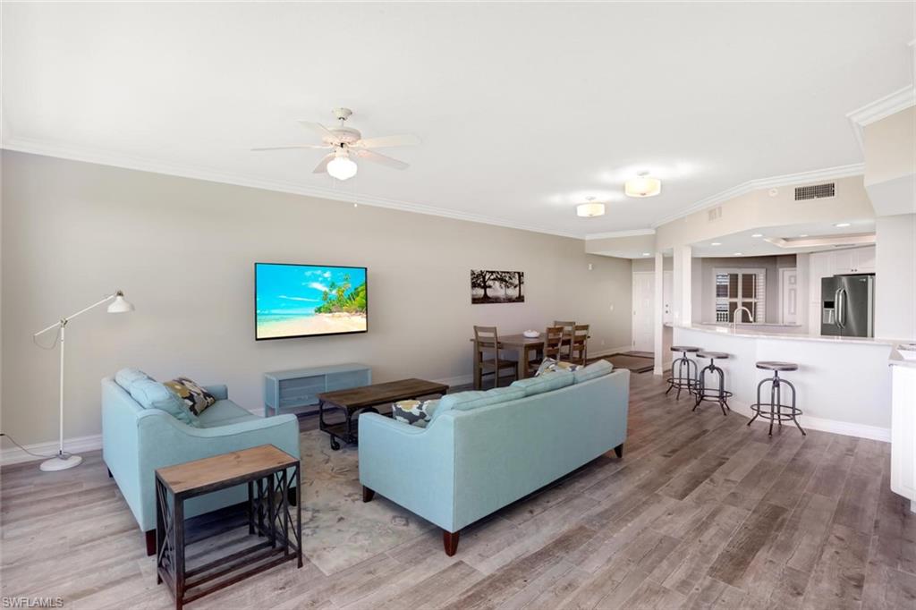 BAREFOOT BEACH CLUB - Residential