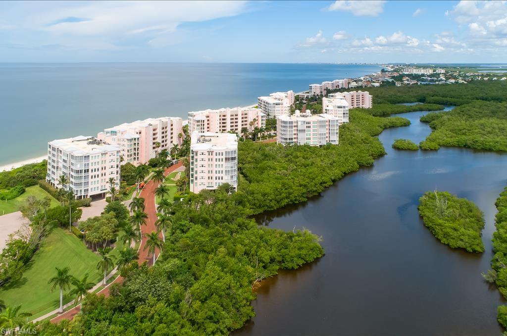 BAREFOOT BEACH CLUB - Residential