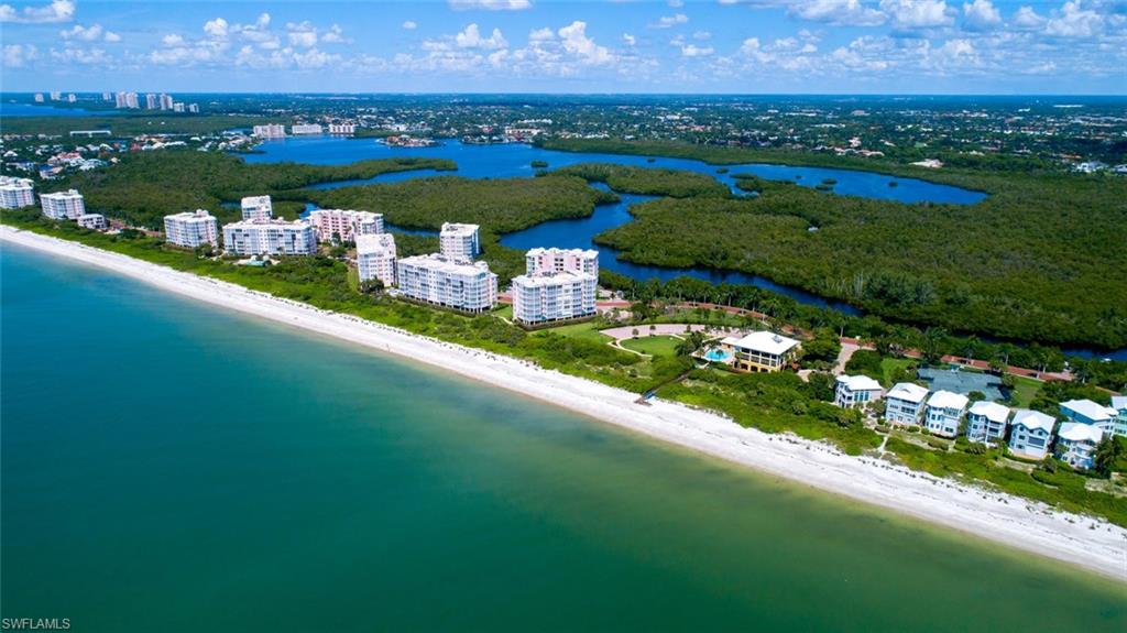 BAREFOOT BEACH CLUB - Residential