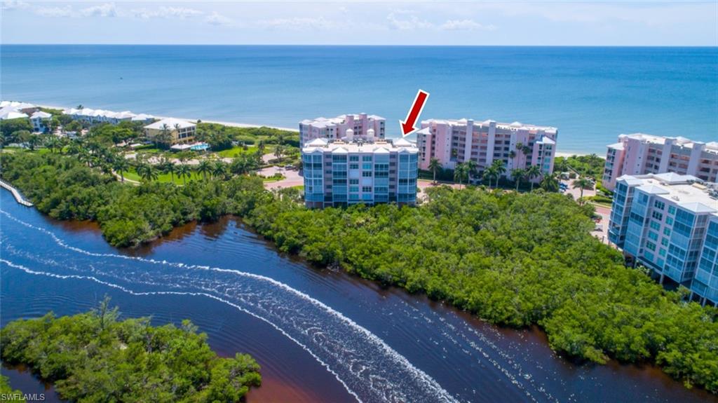 BAREFOOT BEACH CLUB - Residential