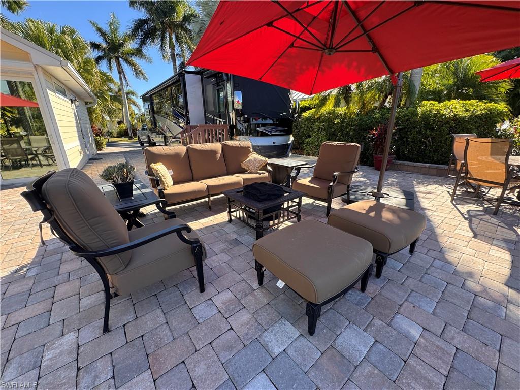 RIVERBEND MOTORCOACH RESORT - Land