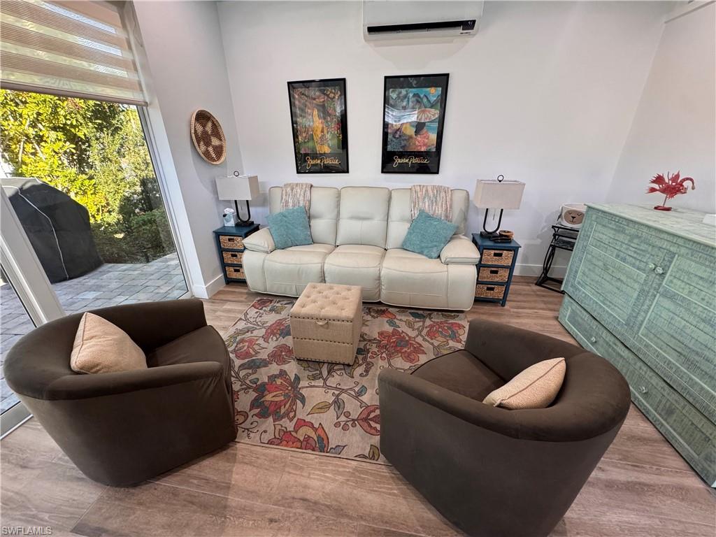 RIVERBEND MOTORCOACH RESORT - Land