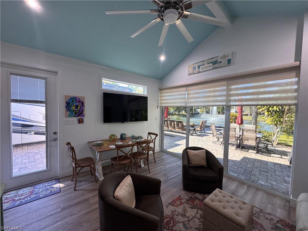 RIVERBEND MOTORCOACH RESORT - Land