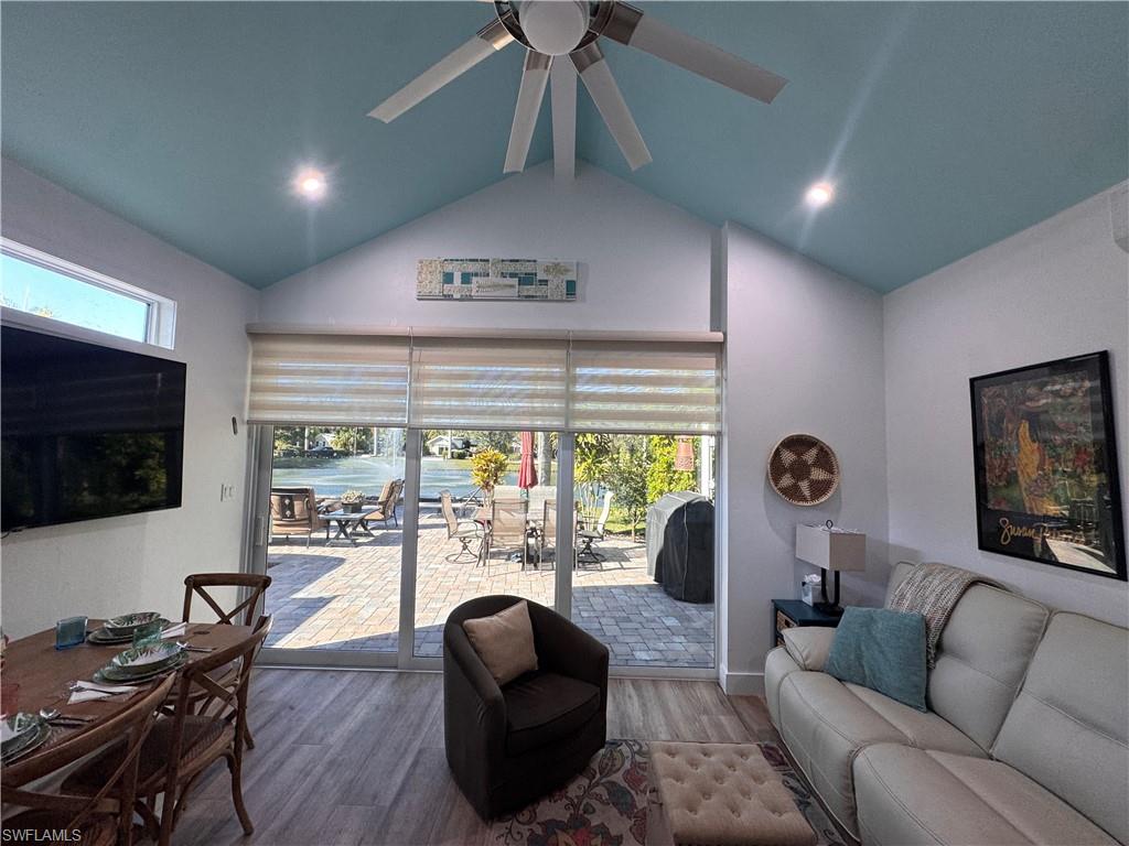 RIVERBEND MOTORCOACH RESORT - Land