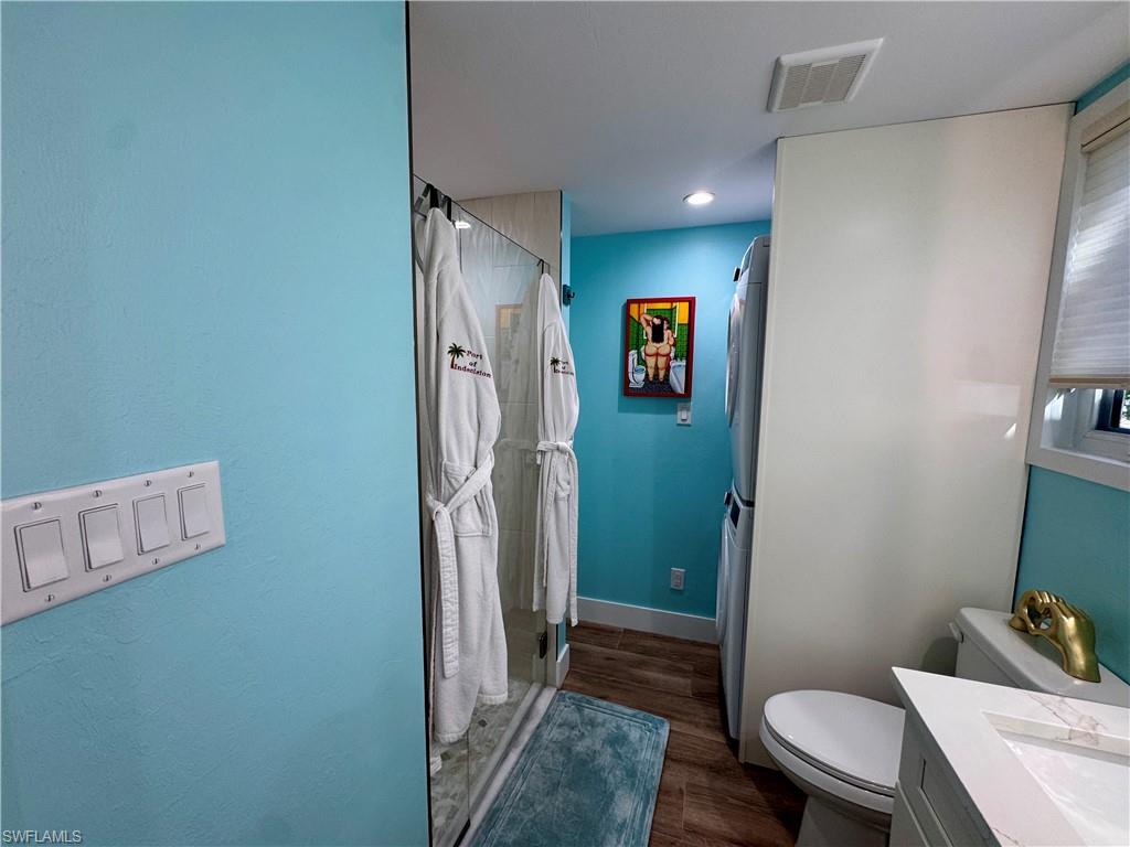 RIVERBEND MOTORCOACH RESORT - Land